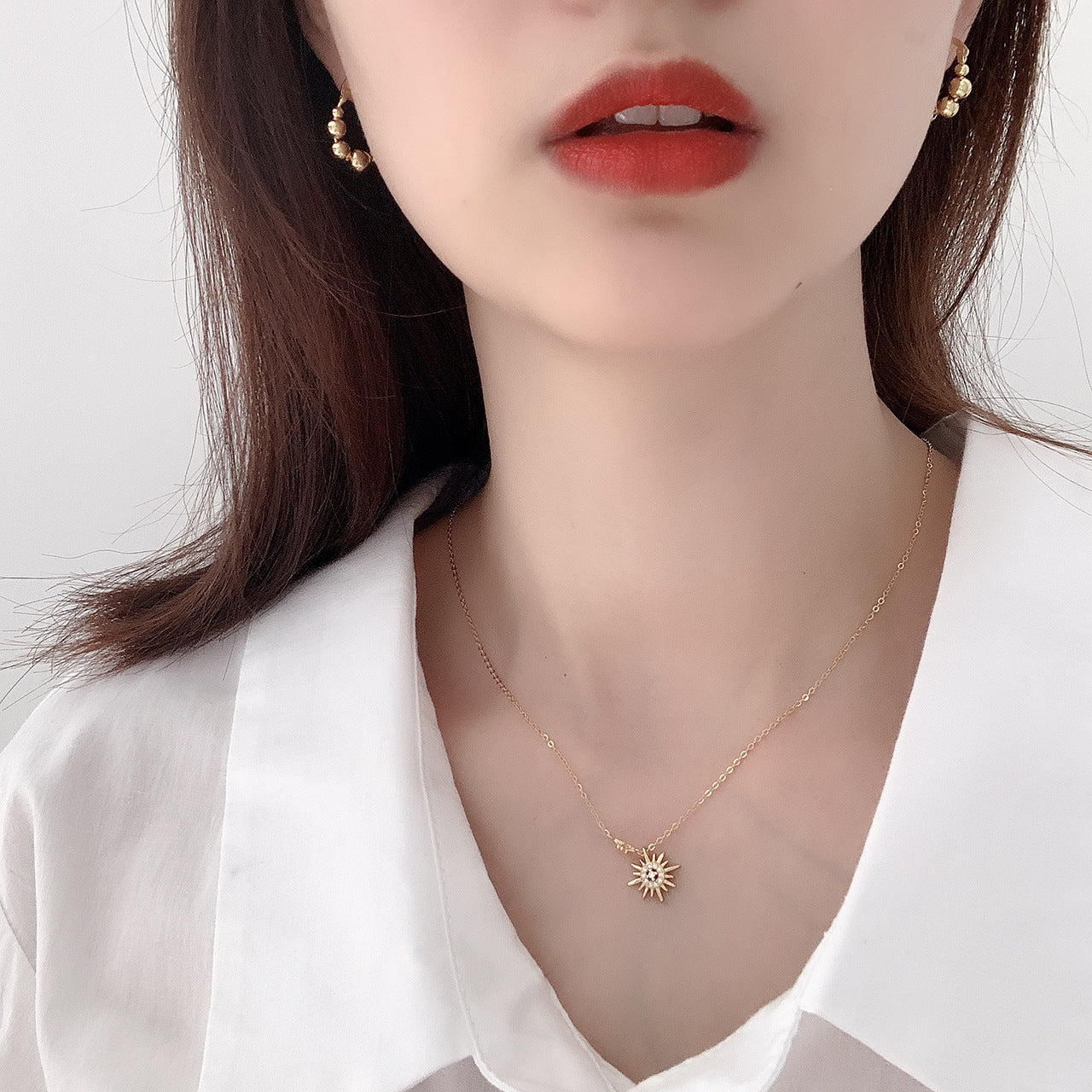 Minimalist 18K Gold-Plated Sterling Silver Geometric Zircon Necklace – Korean-Inspired Elegance - Brillare Bijou