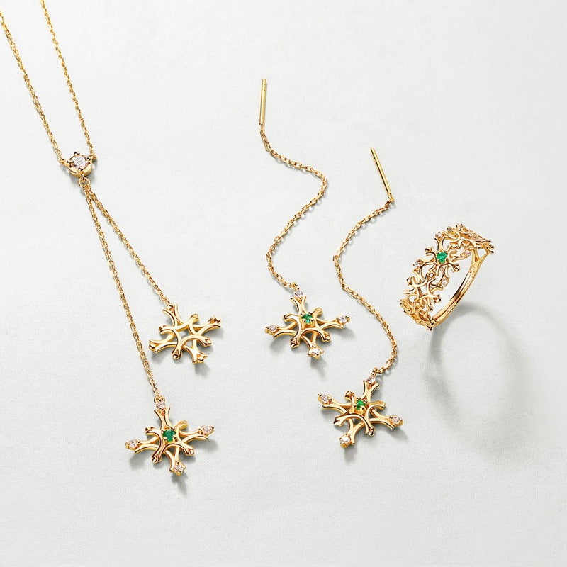 Snowflake Elegance: Natural Emerald & 3A White Zircon Pendant Necklace - Brillare Bijou