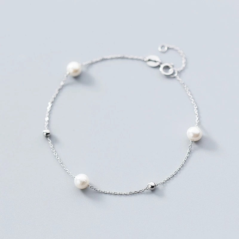 Timeless Elegance: Synthetic Pearl & 925 Silver Beaded Bracelet - Brillare Bijou