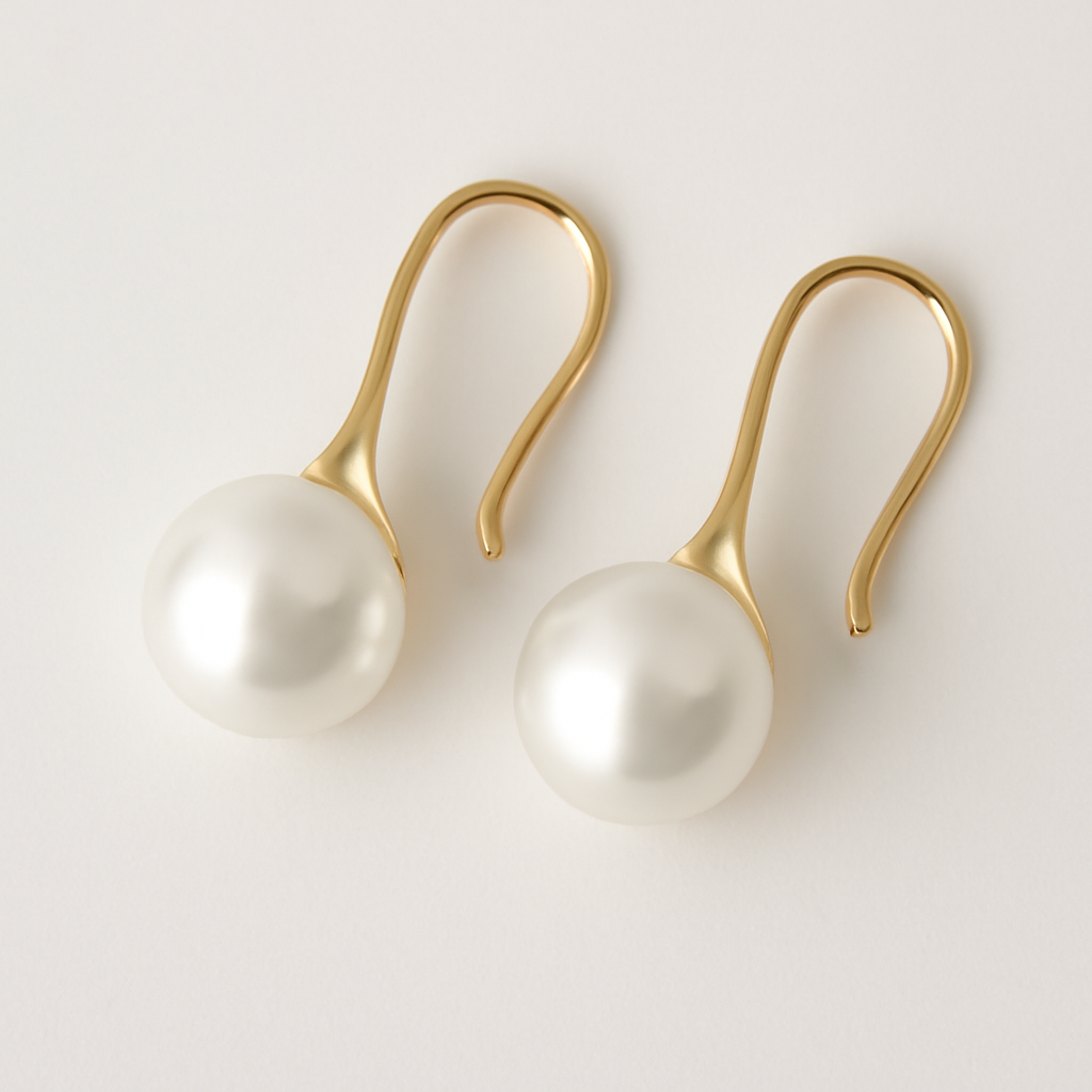 Modern Pearl Glow Earrings – 18K Gold-Plated Studs for Everyday Elegance - Brillare Bijou