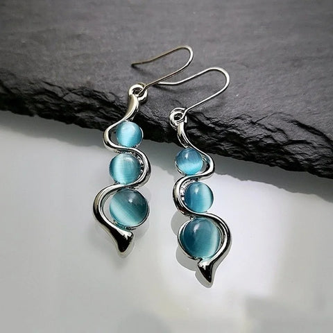 Golden Spiral Threader Earrings – Elegant Twist Drop Style for Modern Women - Brillare Bijou
