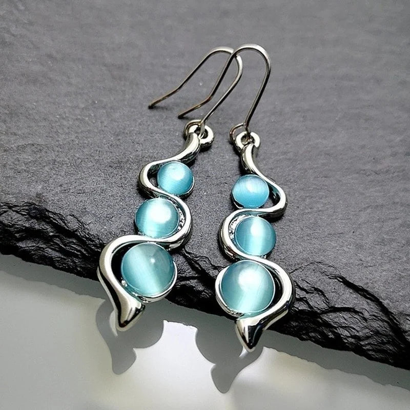 Golden Spiral Threader Earrings – Elegant Twist Drop Style for Modern Women - Brillare Bijou