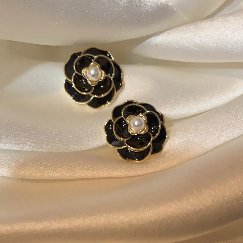 Vintage Lavender Bloom Earrings – Enamel Drip Floral Studs - Brillare Bijou